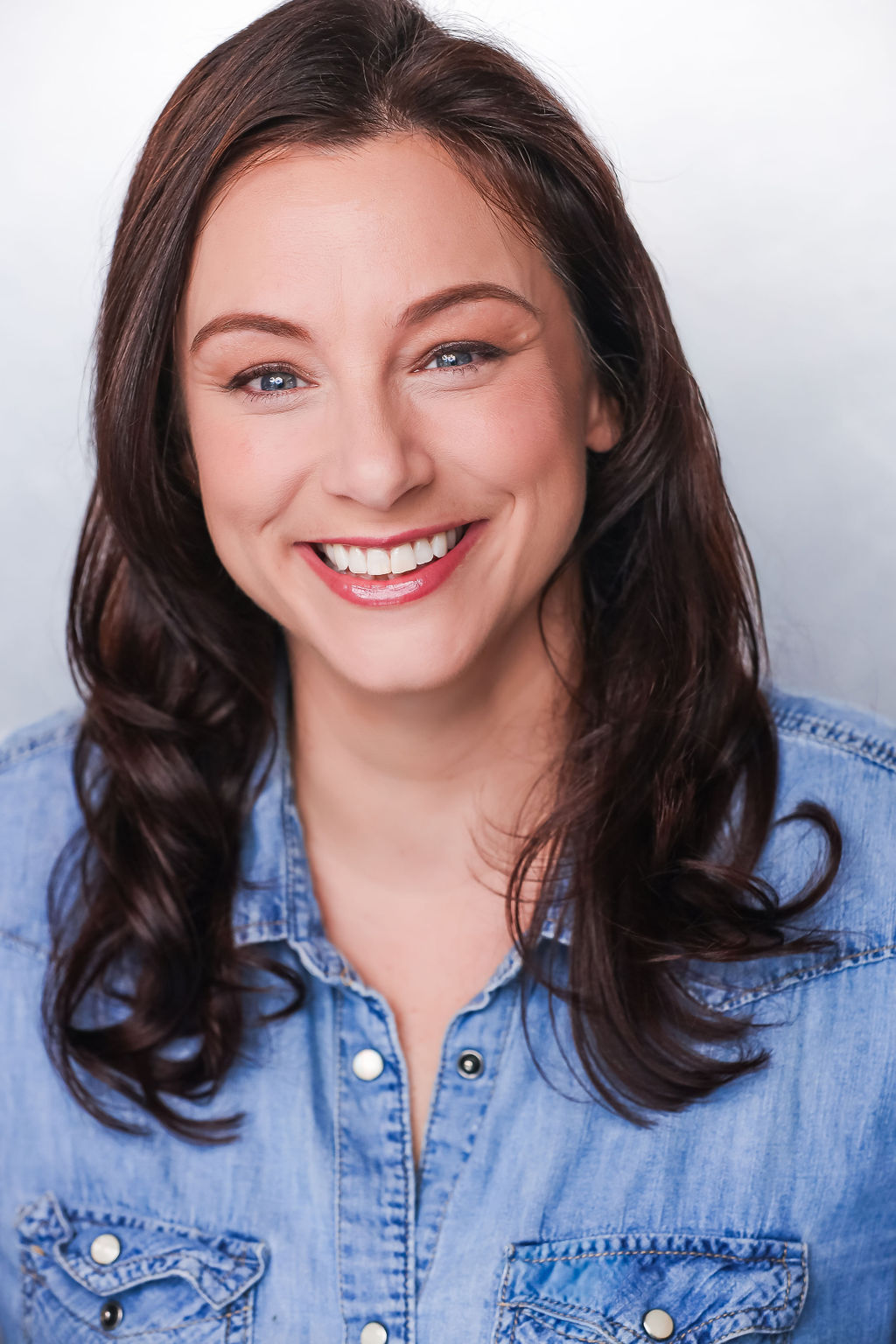 Alison Dornheggen headshot